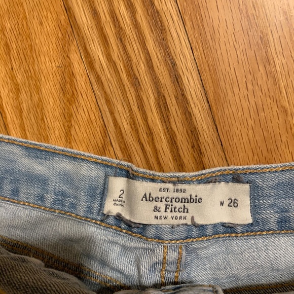 Abercrombie jean shorts - Picture 4 of 4
